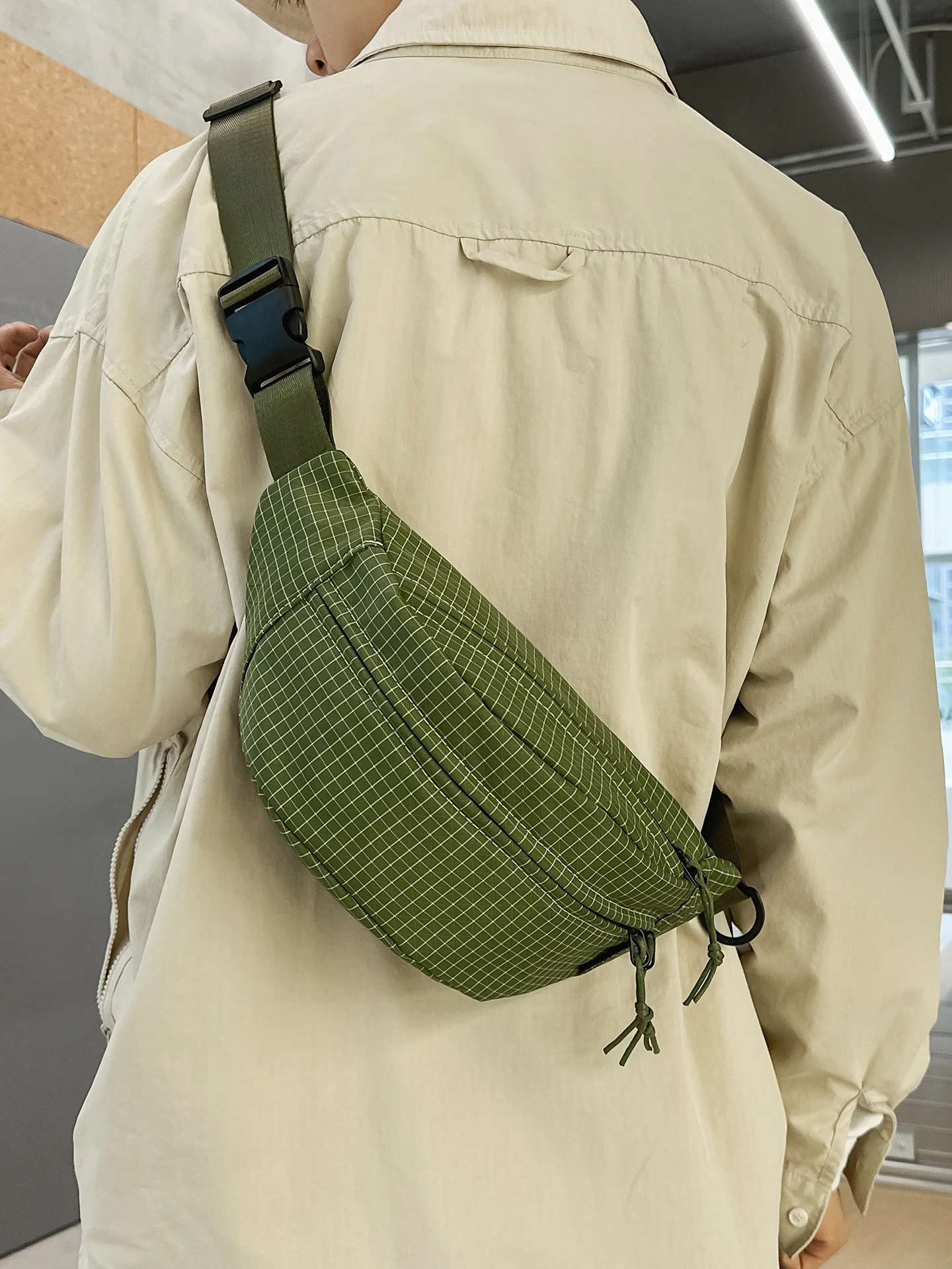 

Модная нагрудная сумка для занятий спортом на открытом воздухе, легкая пригородная сумка на одно плечо, сумка через плечо для езды на велосипеде, предназначенная для мужчин...