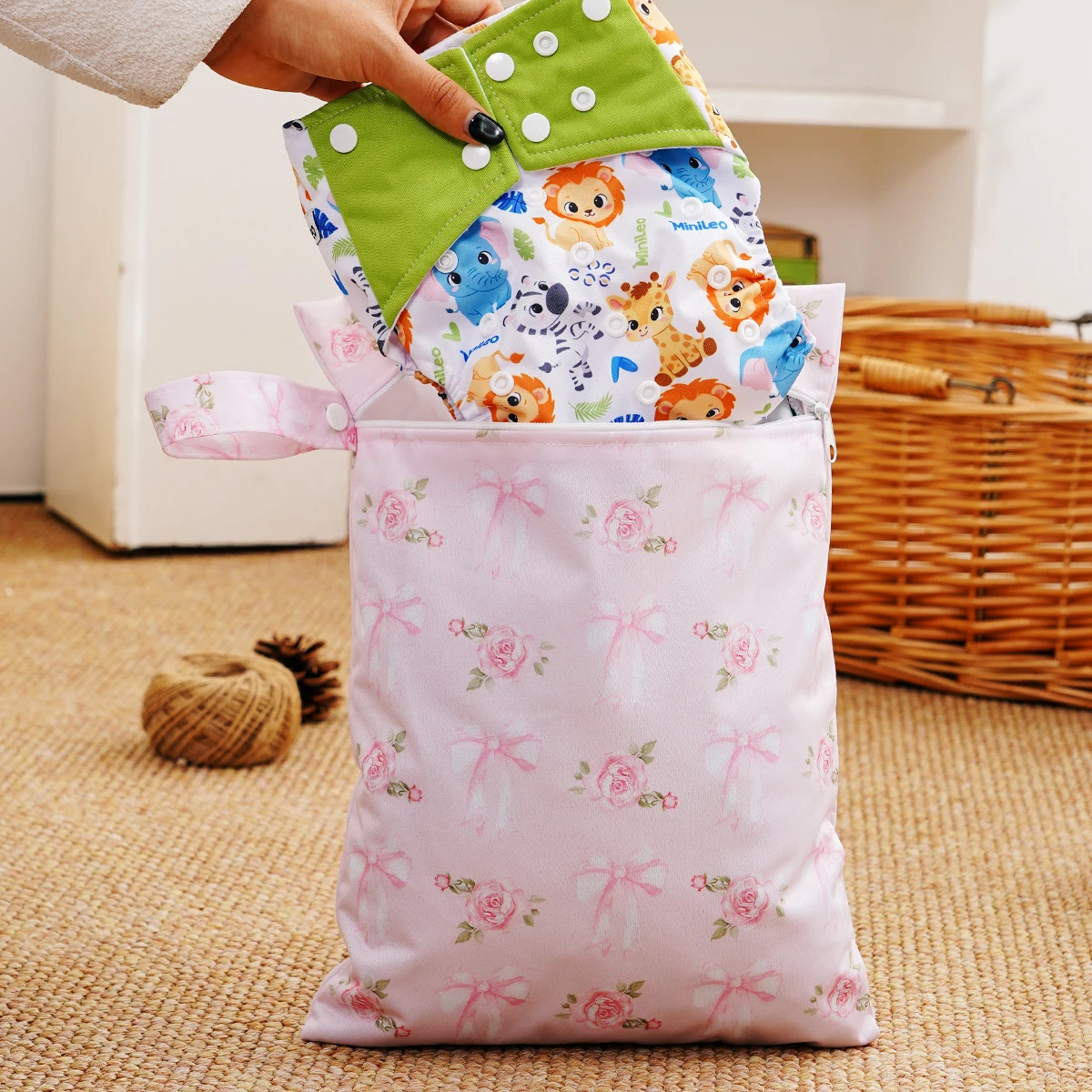 Elinfant 2PCS Waterproof Cloth Diaper Bag Wet Dry Bag,Washable Beach Pool Gym Bags For Swimsuits Wet Clothes image 5