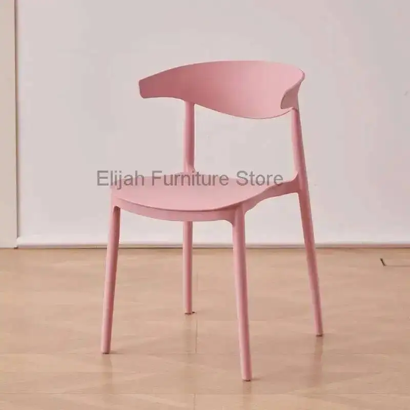 Bedroom Furniture Rustic Plastic Chairs Luxurious Design Outdoor Chair White Individual Armchairs Patio Set Dresser Luxury Cafe