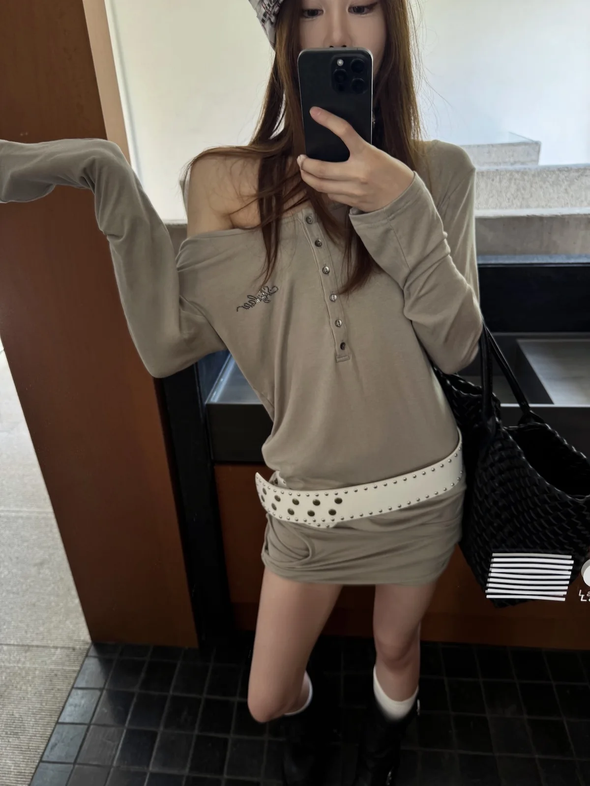 

Sermeet Women's Slim Fit Long Sve T-irt Wool Lyocell Blend Diamond Studded Base Layer irt Cleanfit Sle Autumn 2025