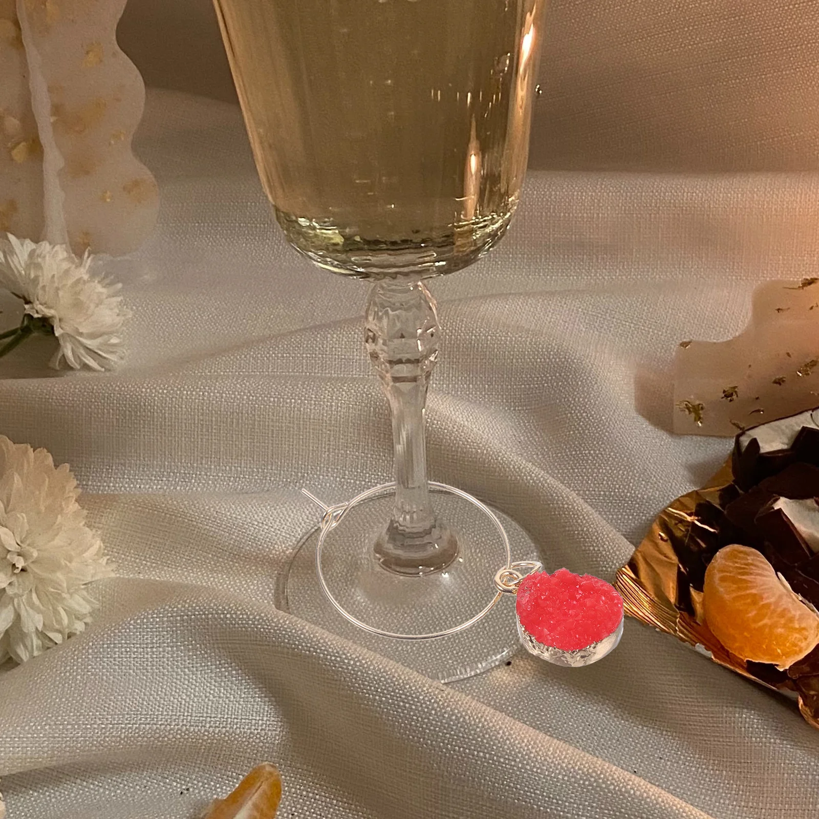 

6 pcs Glass Markers Plastic Wine Charms Reusable Drink Identifiers For Party Bar Red Wine Glass Tag Cocktail Marker Kitchen Bar