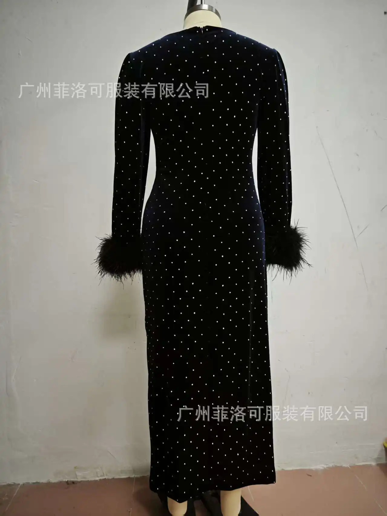 女性用ベロア素材のプロムドレス、レトロなボディコンスタイル、セクシーなVネック、羽根袖付き、秋のロングスリーブ、スリット入りドレス、イブニングガウン