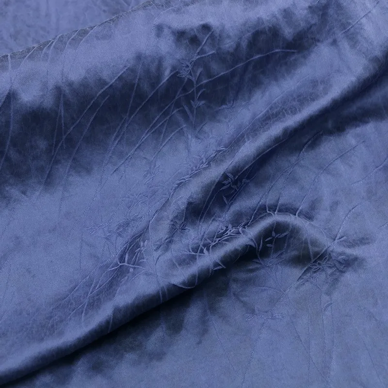 

Romance is woven into the skin with satin jacquard fragrant gauze fabric