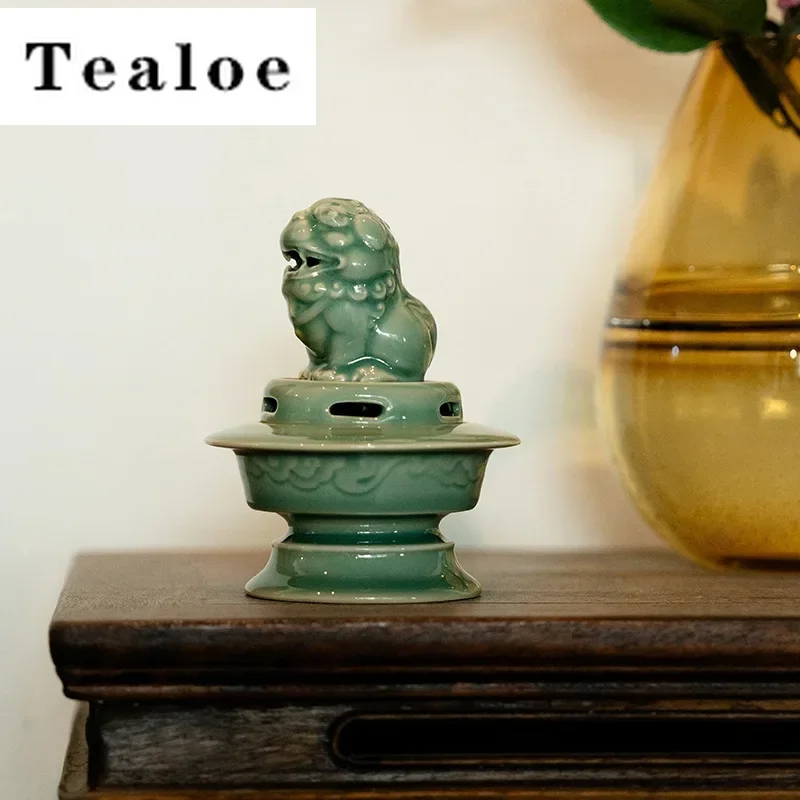 

Yue Kiln Celadon Auspicious Lion Incense Burner Creative Beast Art Aromatherapy Furnace Censer Holder Zen Tea Table Decoration