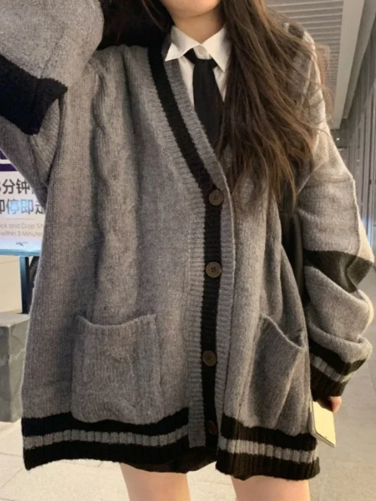 Cardigan invernale maglione lavorato a maglia a righe grigie cardigan donna stile moda coreana Harajuku cardigan oversize cappotto femminile preppy