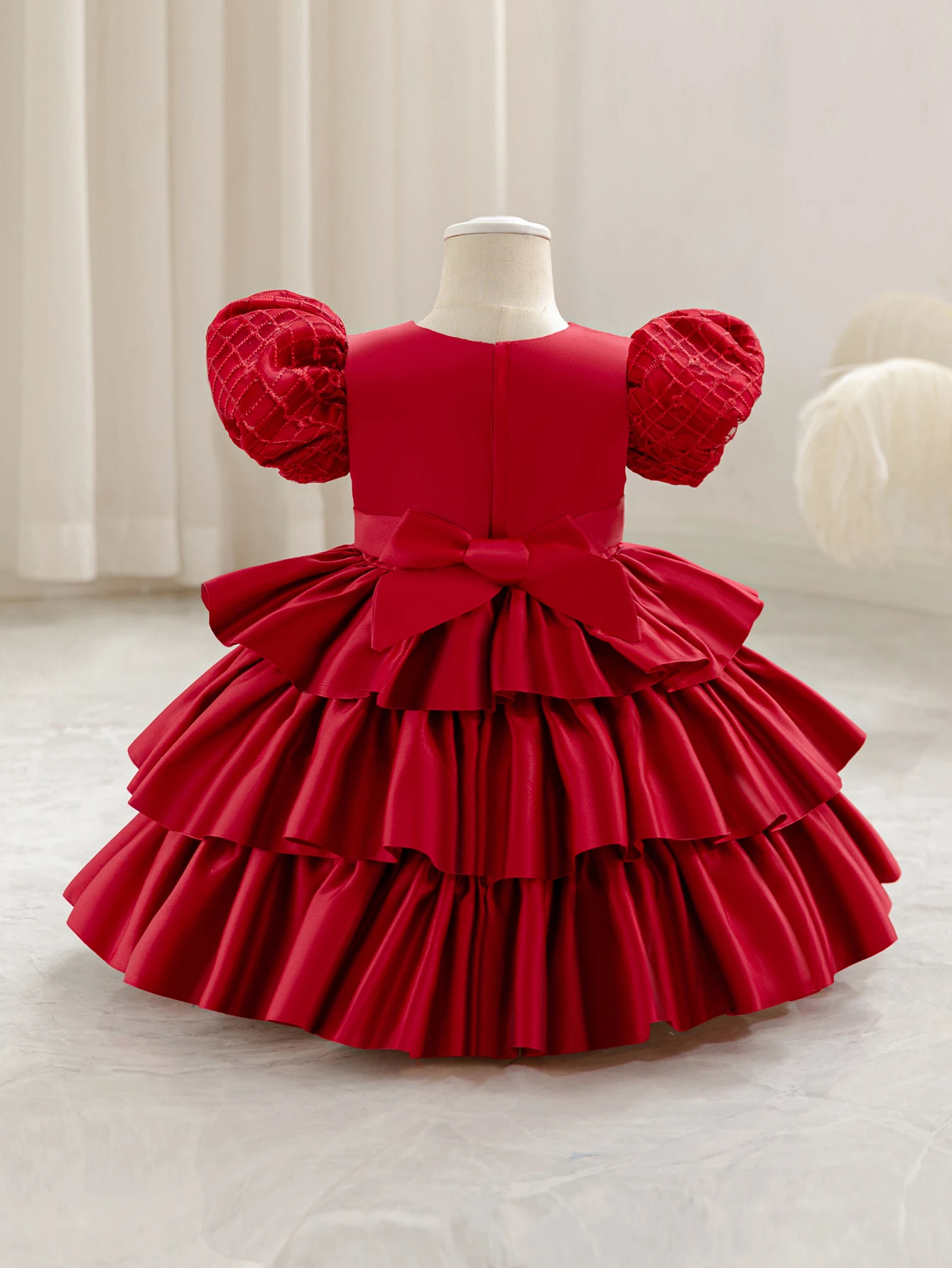 Girls' dresses, high-end flower girl piano performance dresses, little girls' puffy princess cake skirts, children's dresses,