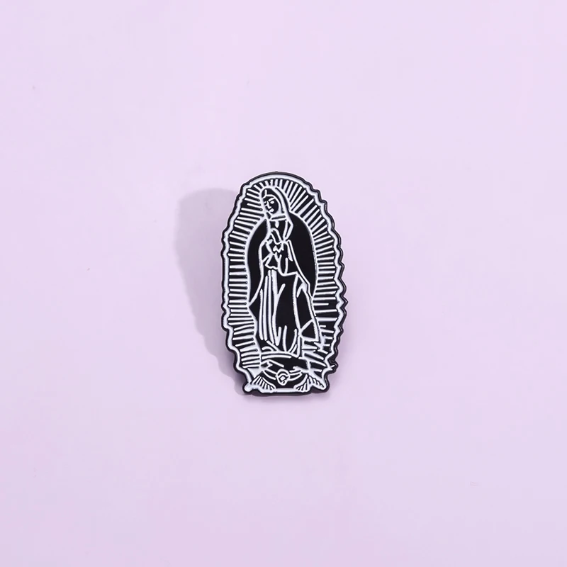 

Retro Sculpture Enamel Pins Lady of Guadalupe Virgin Statue Brooches Lapel Badge Accessories Punk Vintage Jewelry for Friends