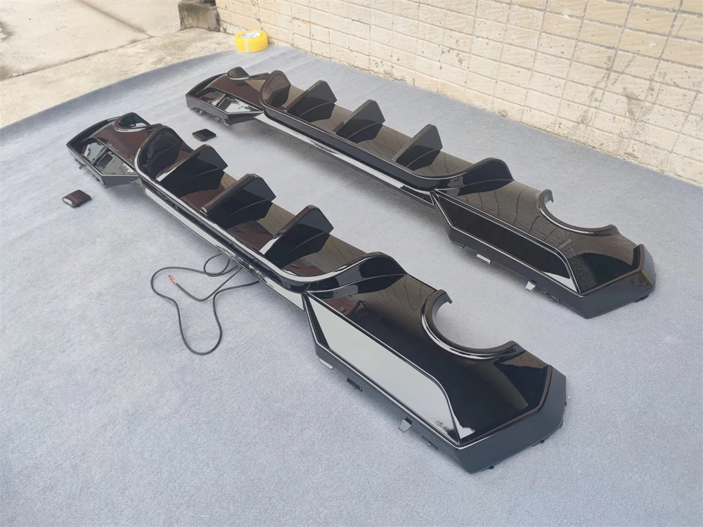 Rear Bumper Back Diffuser LED Rear Lip Tail Lip Spoiler For BMW 4 Series 2020+ G22 G23 420i 430i 435i M440i 2 Door M Performance