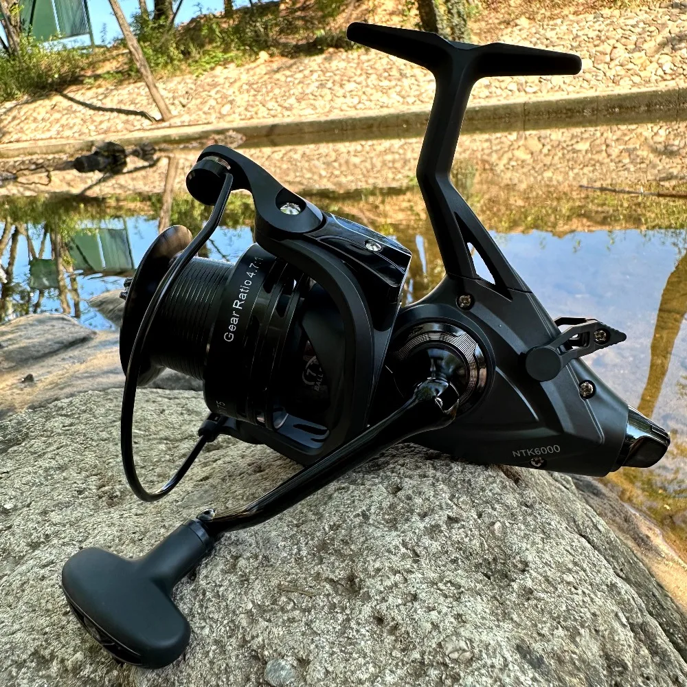 3000-6000 طويلة المدى الصب الصيد بكرة ماكس السحب 10 كجم نظام الفرامل المزدوجة سوبر السلس المعادن بكرة الكارب باس صيد السمك