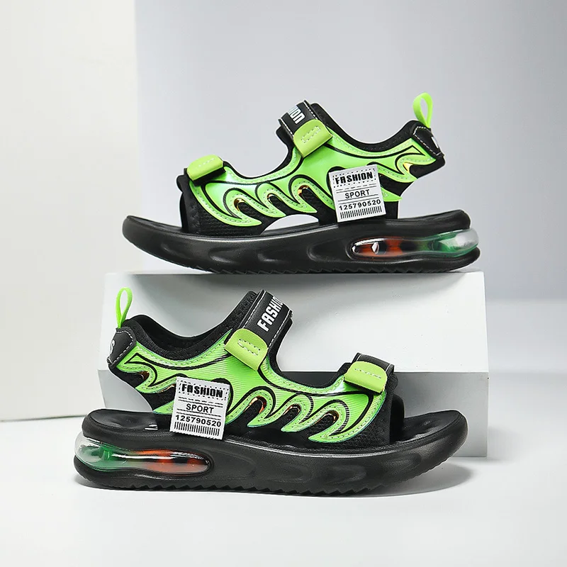 

New 2025 Summer Children's Sandals Lightweight Soft Sole Boys' Open-Toe Sandals Outdoor Sports Beach Footwear 5-12 Year Olds