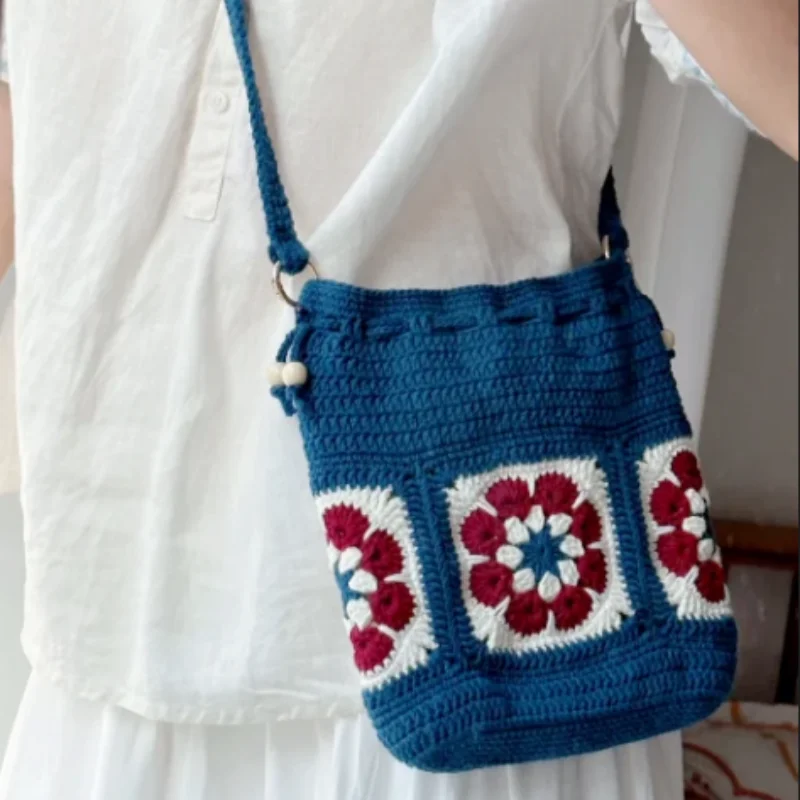 

Handwoven women's shoulder bag, casual crossbody bag, mobile phone bag, key, tissue, storage bag with lining