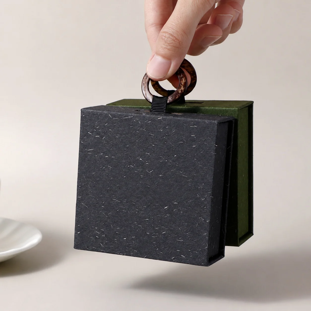 Book Jewelry Box Soft Lined Paper Jewelry Gift Box Wooden Ring Handle Box Round For Necklaces Rings Accessory Display