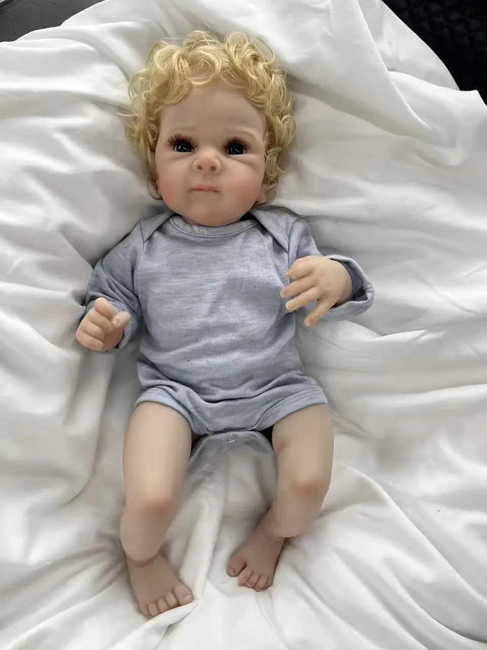 18 pollici Reborn Baby Doll Bettie con capelli biondi e ciglia Corpo morbido Vita reale Bambole neonato Muñecas Bebes Regali Reborn