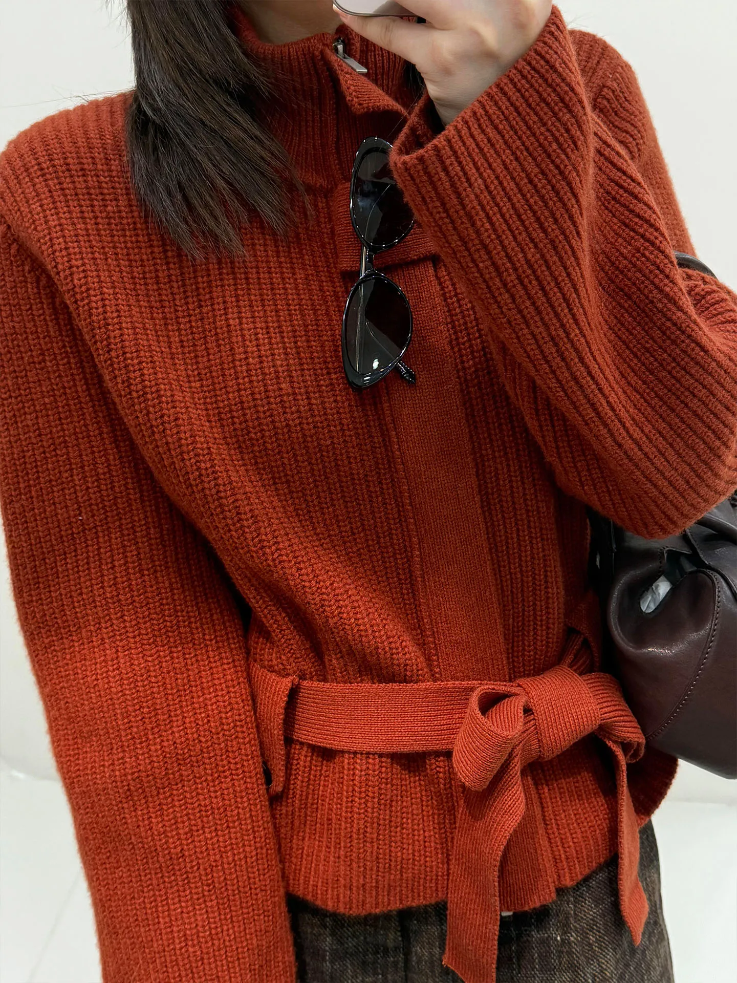 

Красный вязаный кардиган с поясом на талии для женщин, модный, весна 2026, с завязками, трикотажный, открытый, в стиле Lazy Sle