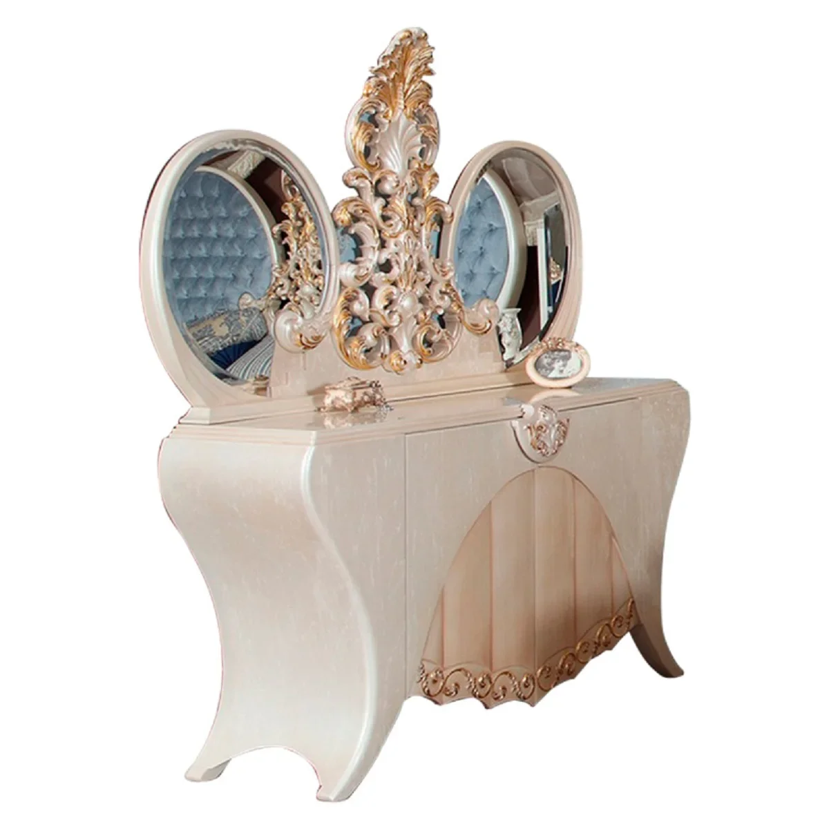 European bedroom luxury dressing table French all solid wood carved princess makeup table villa furniture customization