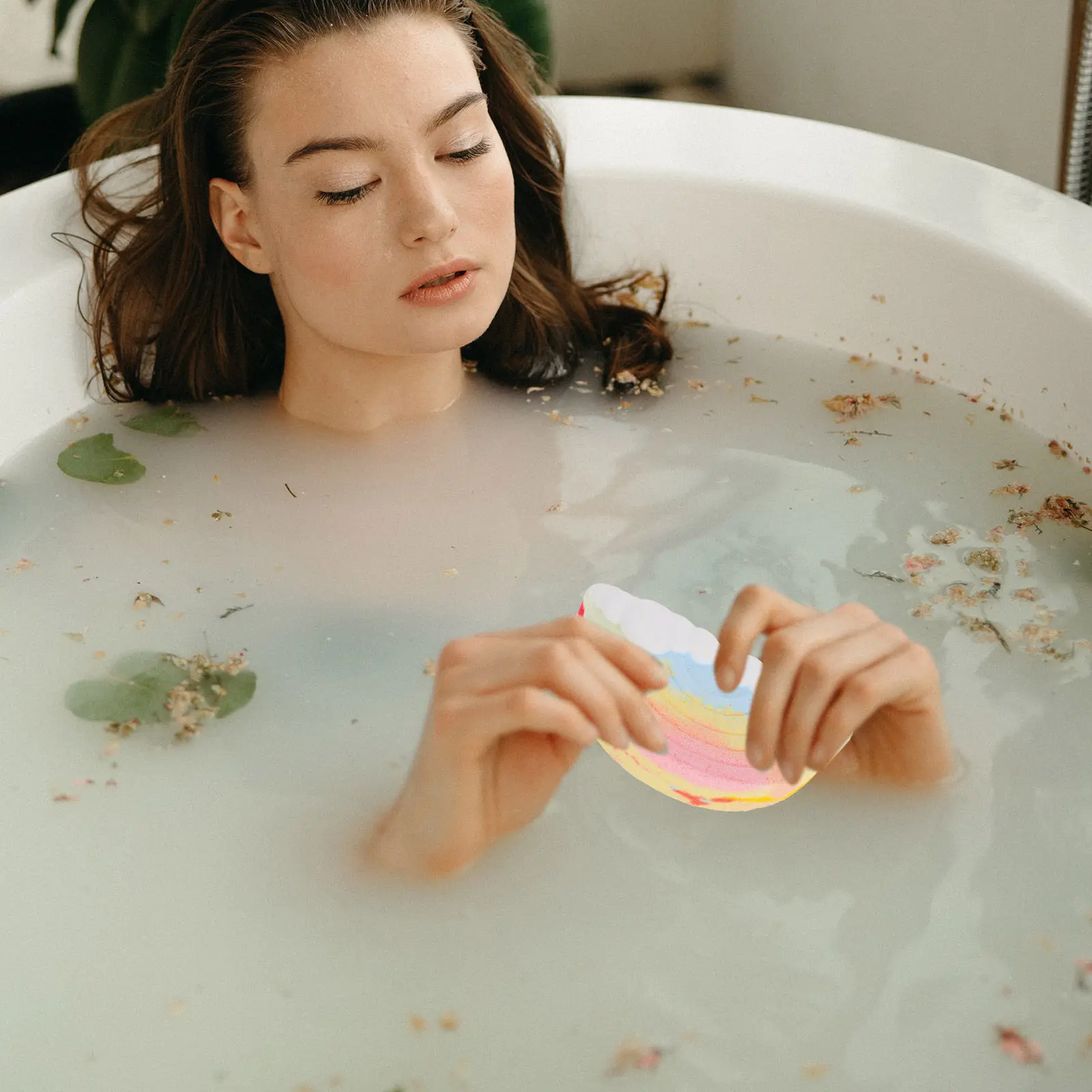 Cloud-Shaped Rainbow Bath Bubble Bath Salt with Essential Oils for Relaxing Aromatherapy Soak Moisturizing Skin