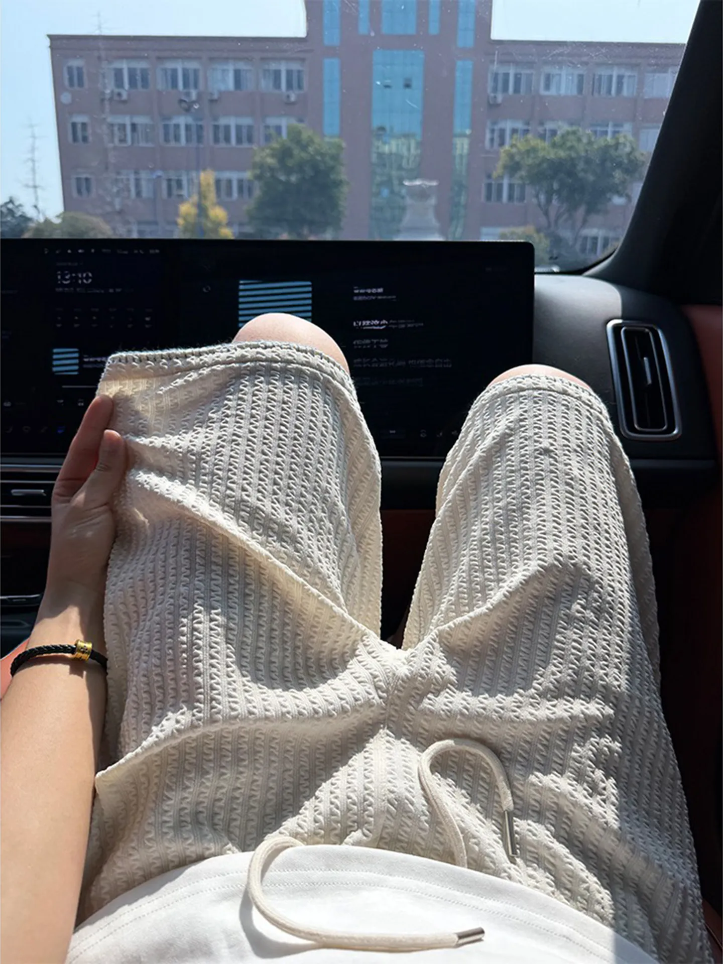 

Ice Silk Hand-Sewn Texture Short Pants Men's Summer Thin Quick-Drying Five-Quarter Loose Casual Sports Beach Shorts