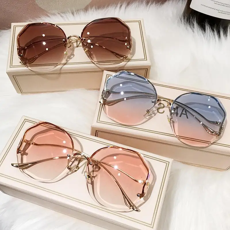 Fashion Gradient Sunglasses Women Brand Design Vintage Pilot  Retro Shades Cutting Lens Gradient Sun Glasses Female UV400