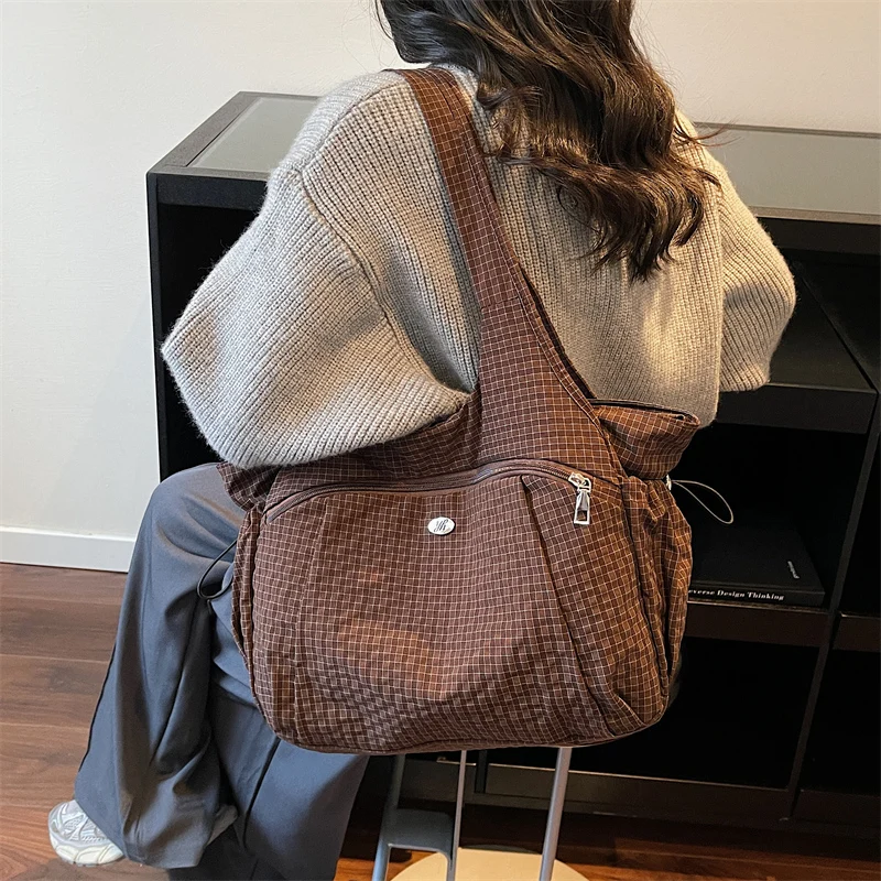 

Новая модная женская повседневная сумка-тоут, дизайнерская брендовая тканевая сумка через плечо, большая вместительная легкая дорожная сумка, стильная женская сумочка