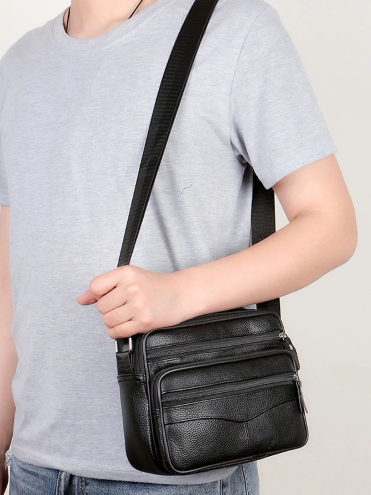 Leather Shoulder Bag Men's Business Casual Crossbody Bag Vertical Style Middle-Aged Handbag New Fashion Handheld Bag