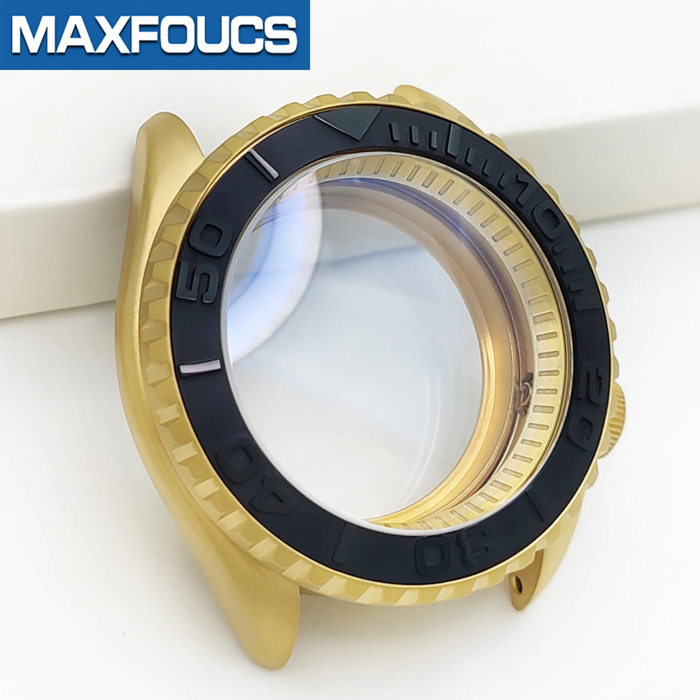 Mattes 3.8 SKX Gold-Uhrengehäuse mit Krone bei 4 Uhr, Edelstahl-Finish, MOD NH36 Lünetteneinsatz, Saphirglas, kundenspezifische Teile – Detail 9