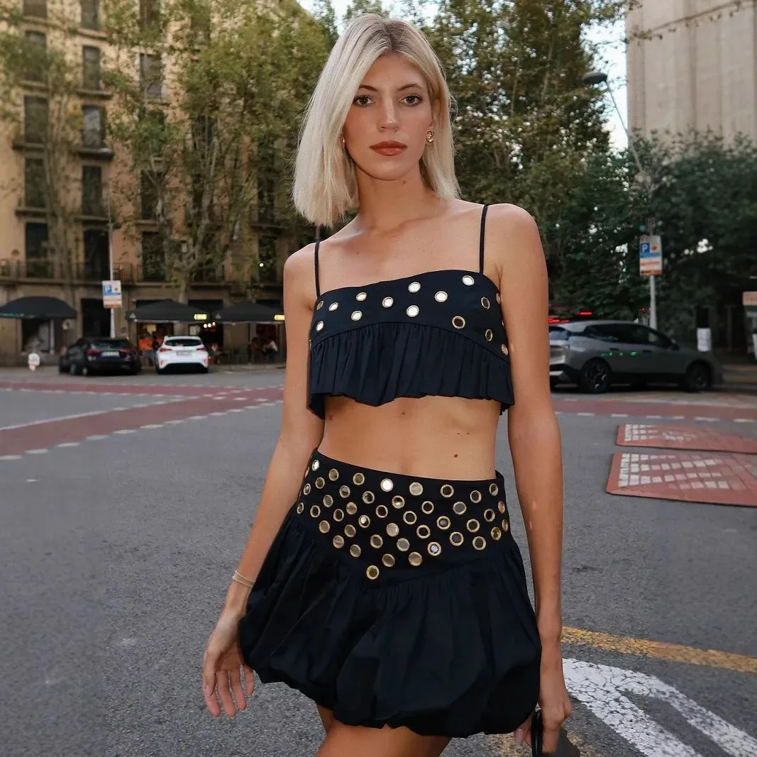 Nuevo Conjunto de falda Halter con dobladillo plisado decorado metálico, conjunto de mujer de fibra de poliéster hasta la rodilla de estilo transfronterizo de verano 2025