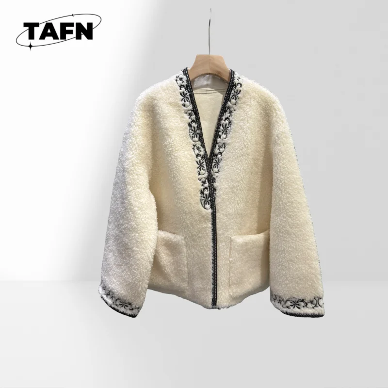 Classic Cashmere Cardigan – Vintage Look with Modern Warmth for Casual Wear Retro Chic and Cozy for Casual Occasions AI1408