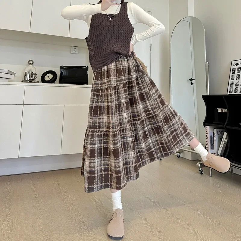 High Waist Medium Length Stripe Woolen Skirt 2026 Elegant Slimming A-line Cake Skirt Korean Fashion Black Checkered Skirt