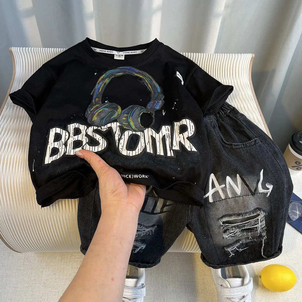 

Children's suit boys summer clothes 2026 new handsome boy short-sleeved T-shirt two-piece baby summer clothes