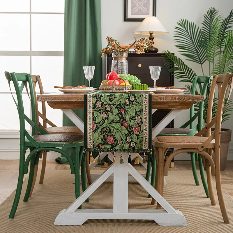 European Retro Table Flag Floral Print Light Luxury and High-end Feel Long bed Runner Decorative Fabric Coffee Table Cover Cloth