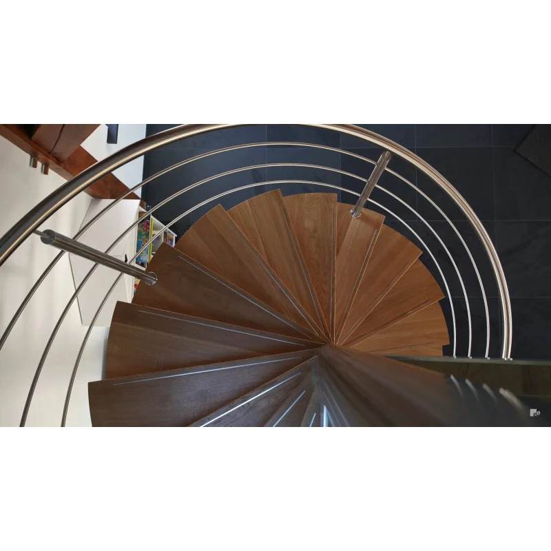 custom.DB Modern Staircase with Wooden Treads & Metal/Wood Railings Interior Spaces