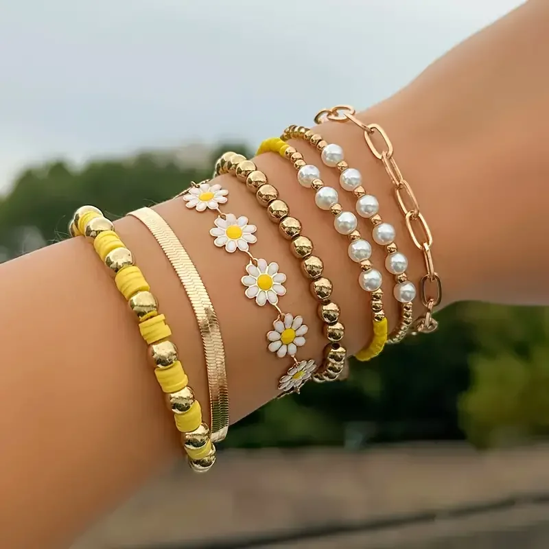 7 Pcs Yellow Daisy Flower Chain Bracelet Set Vintage Gold Color Pendant Beaded Bracelets Bohemian Delicate Handcrafted Jewelry