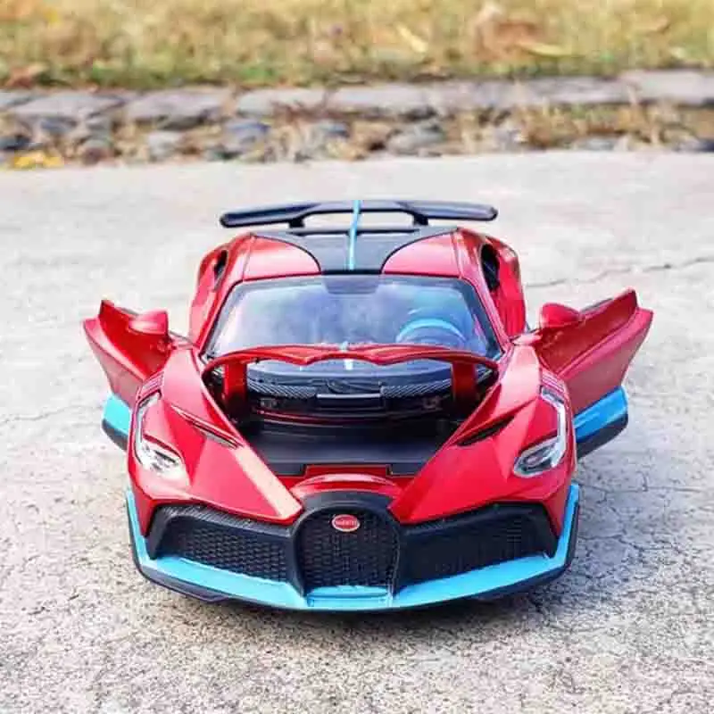 1/32 Bugatti DIVO Superกีฬารถรุ่นDiecastดึงกลับเสียงแสงจําลองรถสําหรับของขวัญเด็กของเล่น