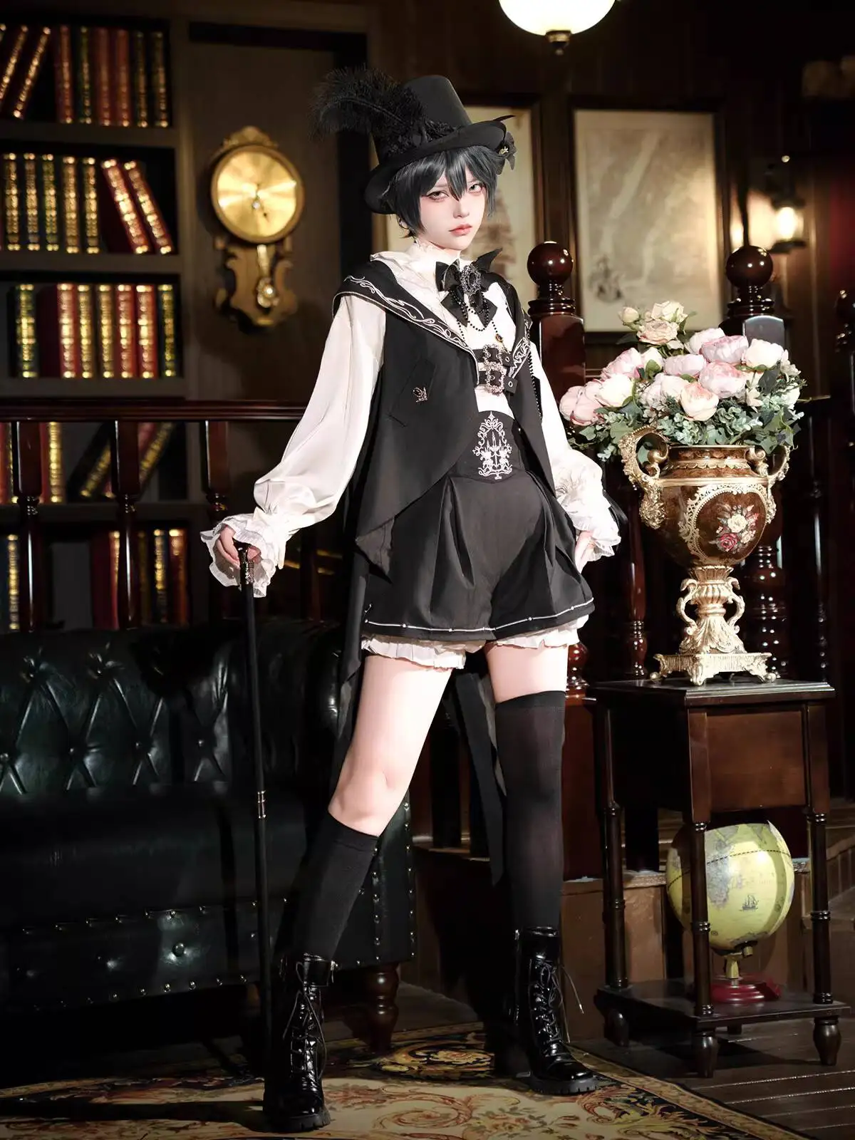 

New Dark Prince Style Lolita Handsome Long Waistcoat Suspenders Shorts Shota Outfit Neutral Fiesta Carnival Halloween Cosplay