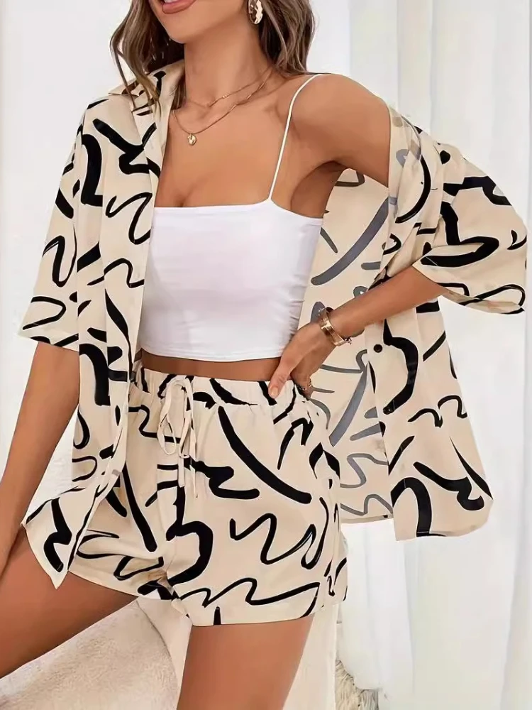 

Summer Loose Turn Down Collar Shirt Top +Shorts Suit Office Lady Casual Tracksuits Set Women Fashion Print Two Piece Sets