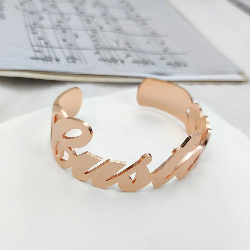 Brazalete con nombre personalizado para mujer, brazalete grande ajustable con letras personalizadas de acero inoxidable, joyería, regalo para novia, Pulseira femenina