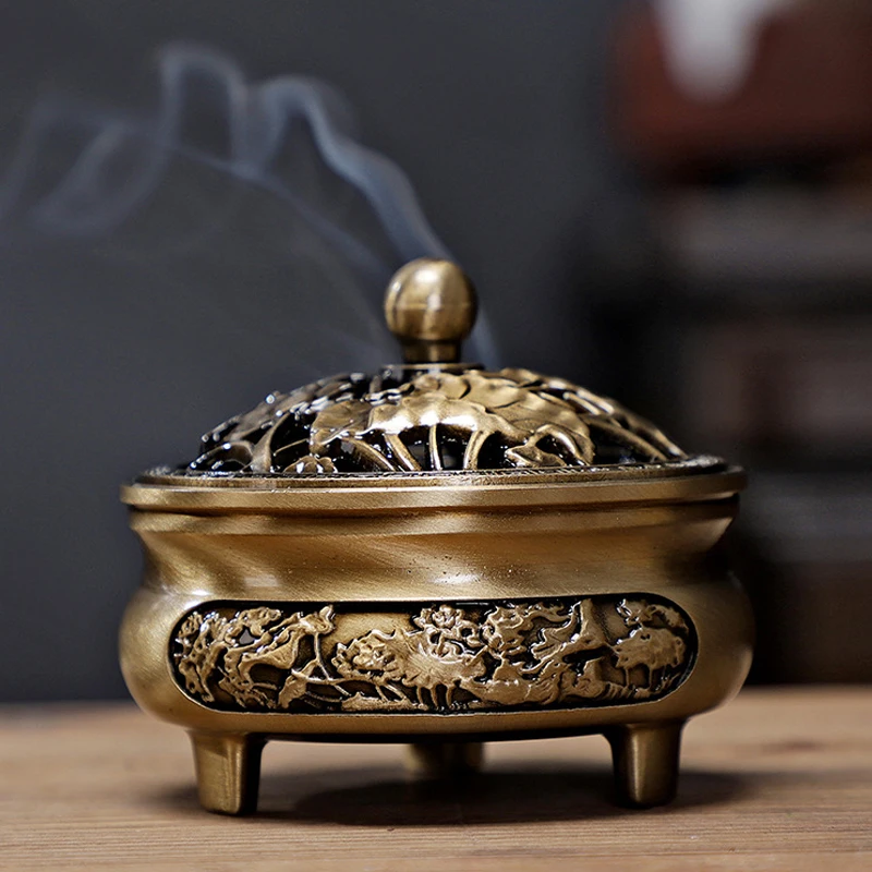 

Classical Copper Antique Three-legged Aromatherapy Incense Burner Household Indoor Decorative Sandalwood Carving Incense Burner
