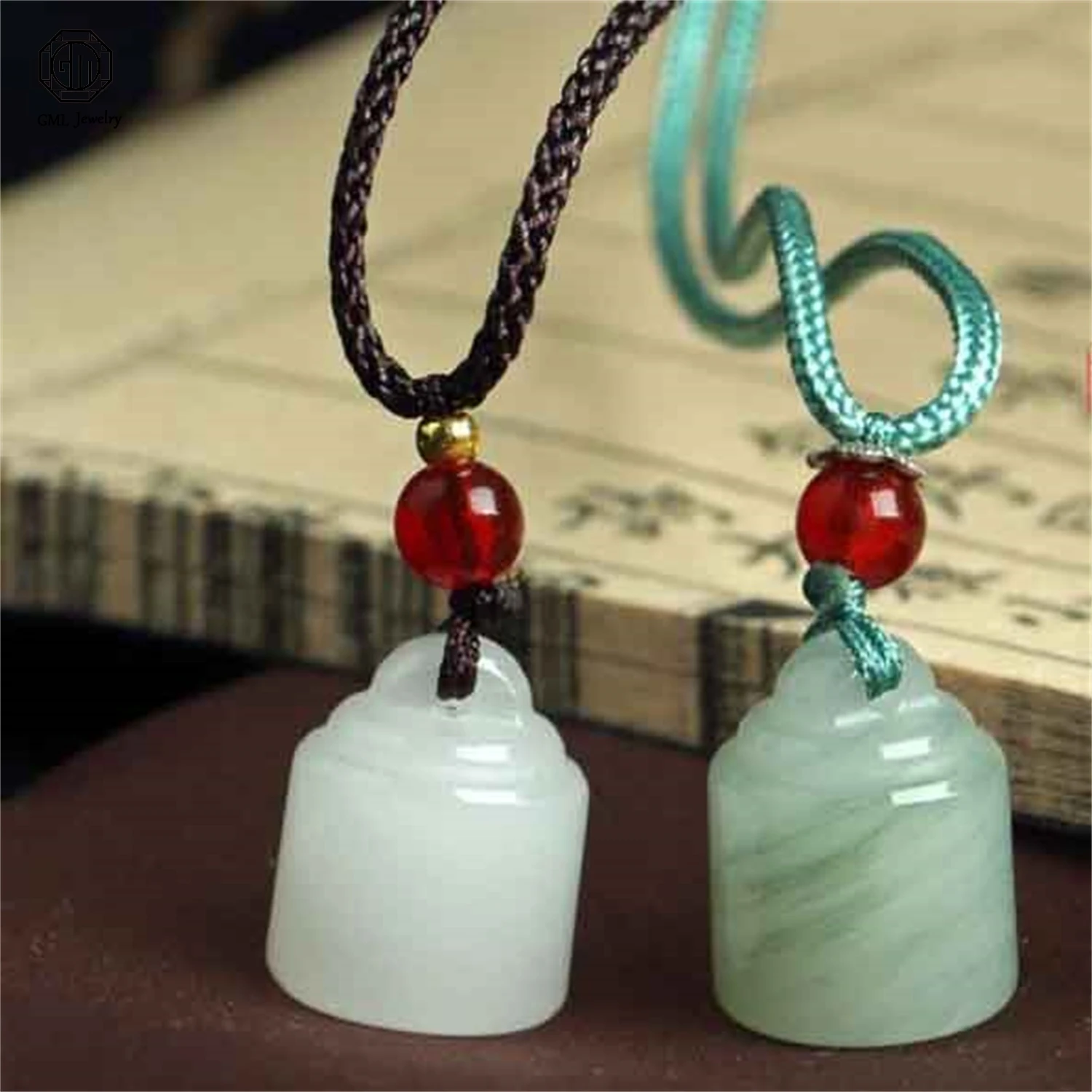 

Natural Jasper Gold Silk Jade Small Weight Scale Pendant Seal Stamp Tianshan Green Jade Mini Carved Charm Necklace Unisex Gemsto