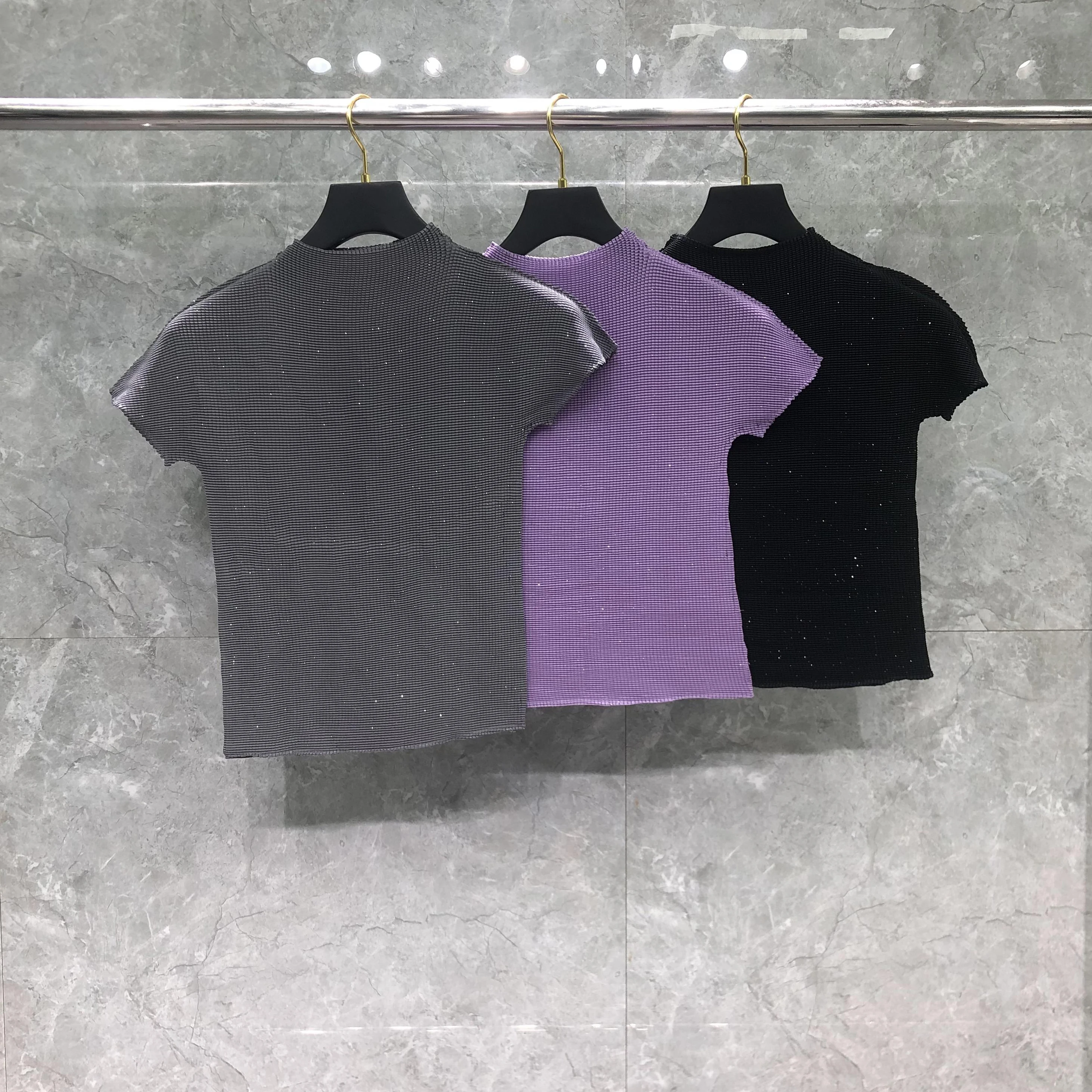 

Women Miyake Pleated Short Sleeve Summer New Thin Stretch Crew Neck Slim Fit Pleated Hollow T-shirt Women High Quality Tops