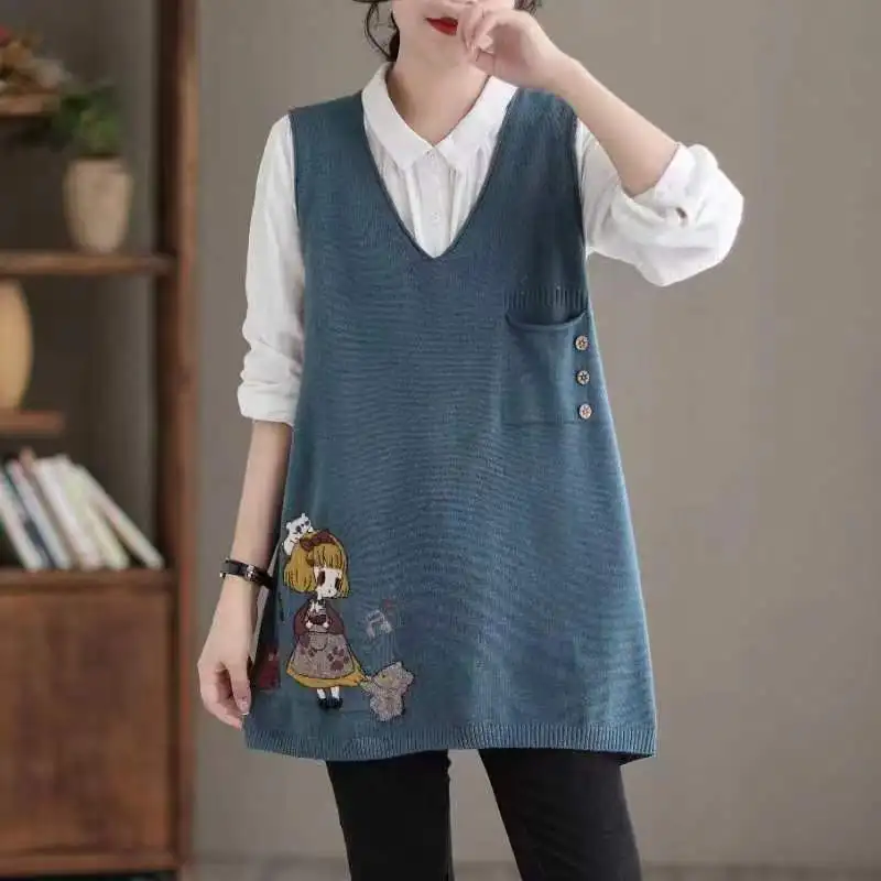 Blue Apron Girl