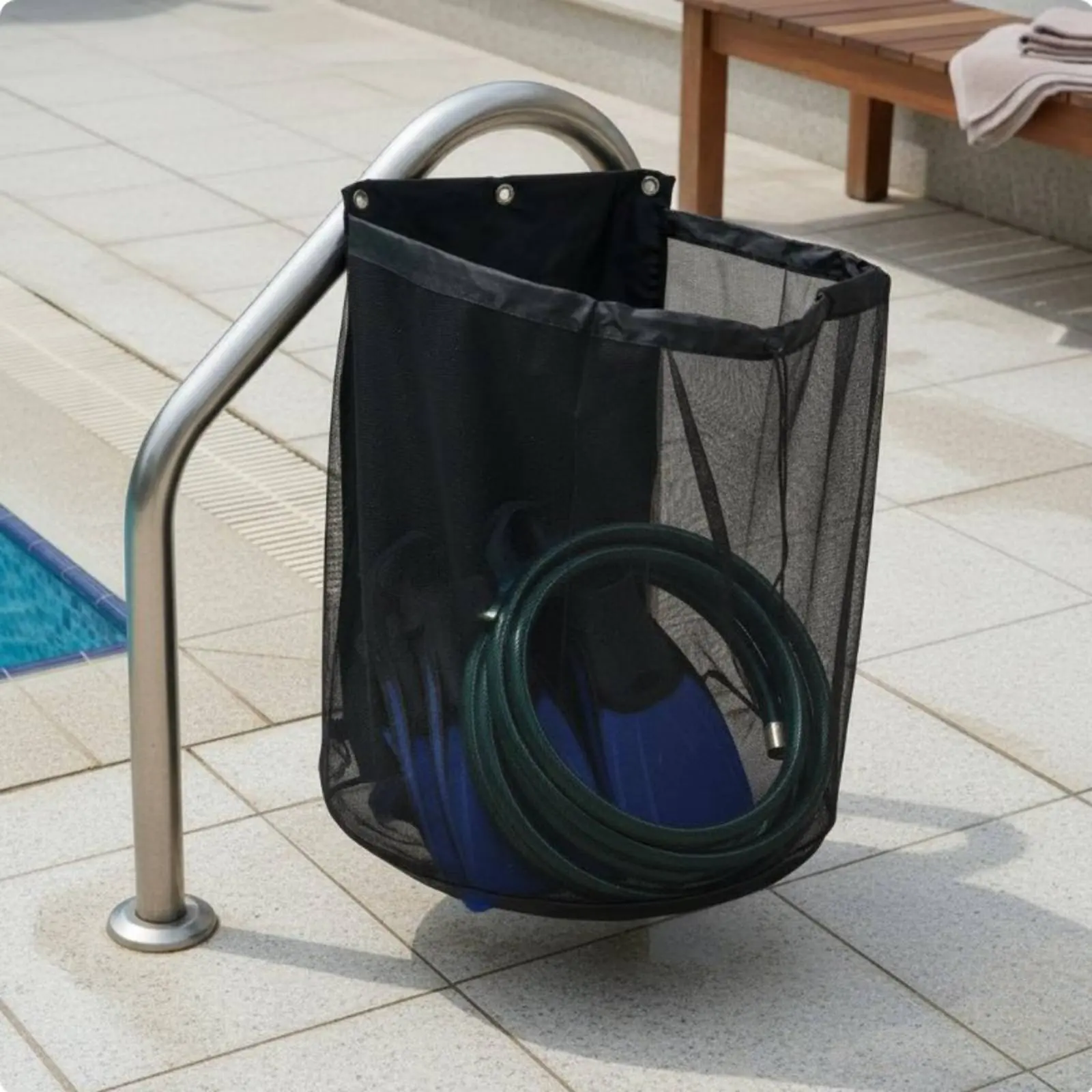 Fence Hanging Pool Organizer Adjustable Straps Pool Area Hanging Mesh Bag for Yard
