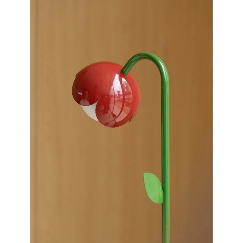 New York Design Exhibit Little Red Flower Floor Lamp Dopamine Atmosphere Desk Lamp Bedroom Reading Lamp