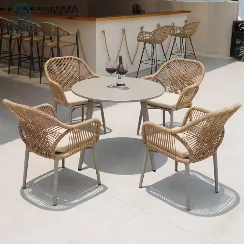 Modern Metal Aluminum Frame Rattan Garden Table and Chair Set with Comfortable Design for Hotel & Villa Outdoor Dining Use
