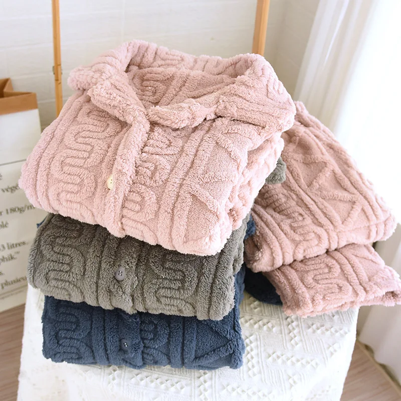 

New Autumn/Winter Vintage Pajamas Thickened Warm Flannel Pajamas Couple's Long Sleeved Pants Men's and Women's Home Clothing Set