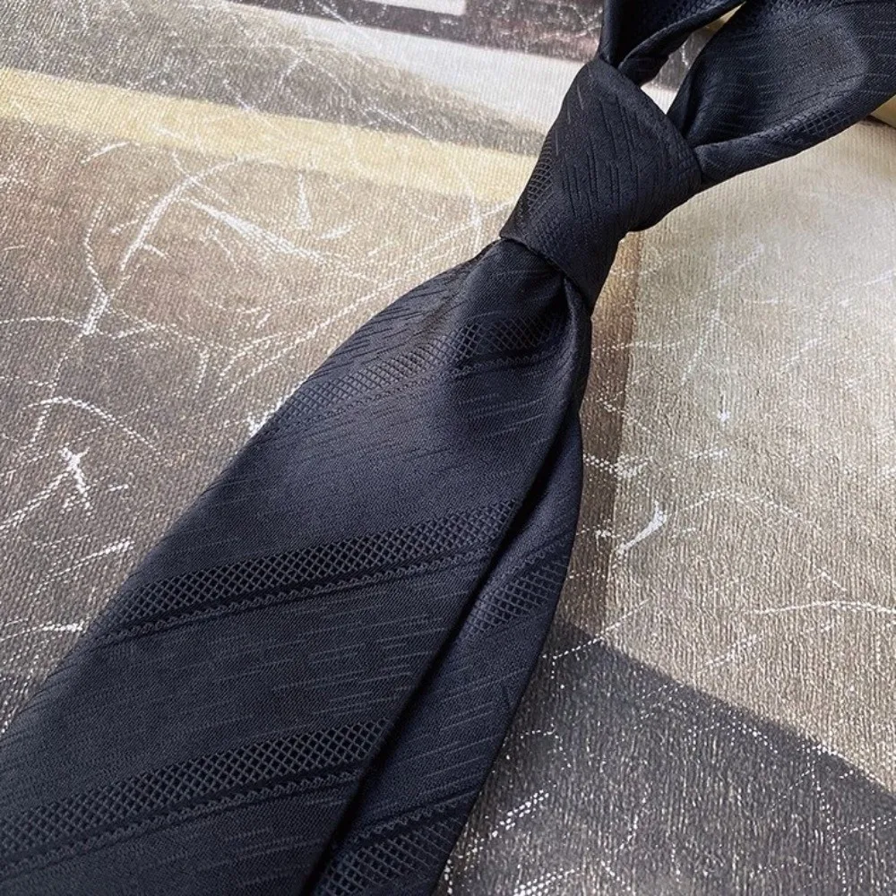 أزياء الصلبة اللون الأسود ربطة العنق المشارب الجاكار الرجال ربطة العنق لينة الأزهار الرجعية Cravat الأولاد