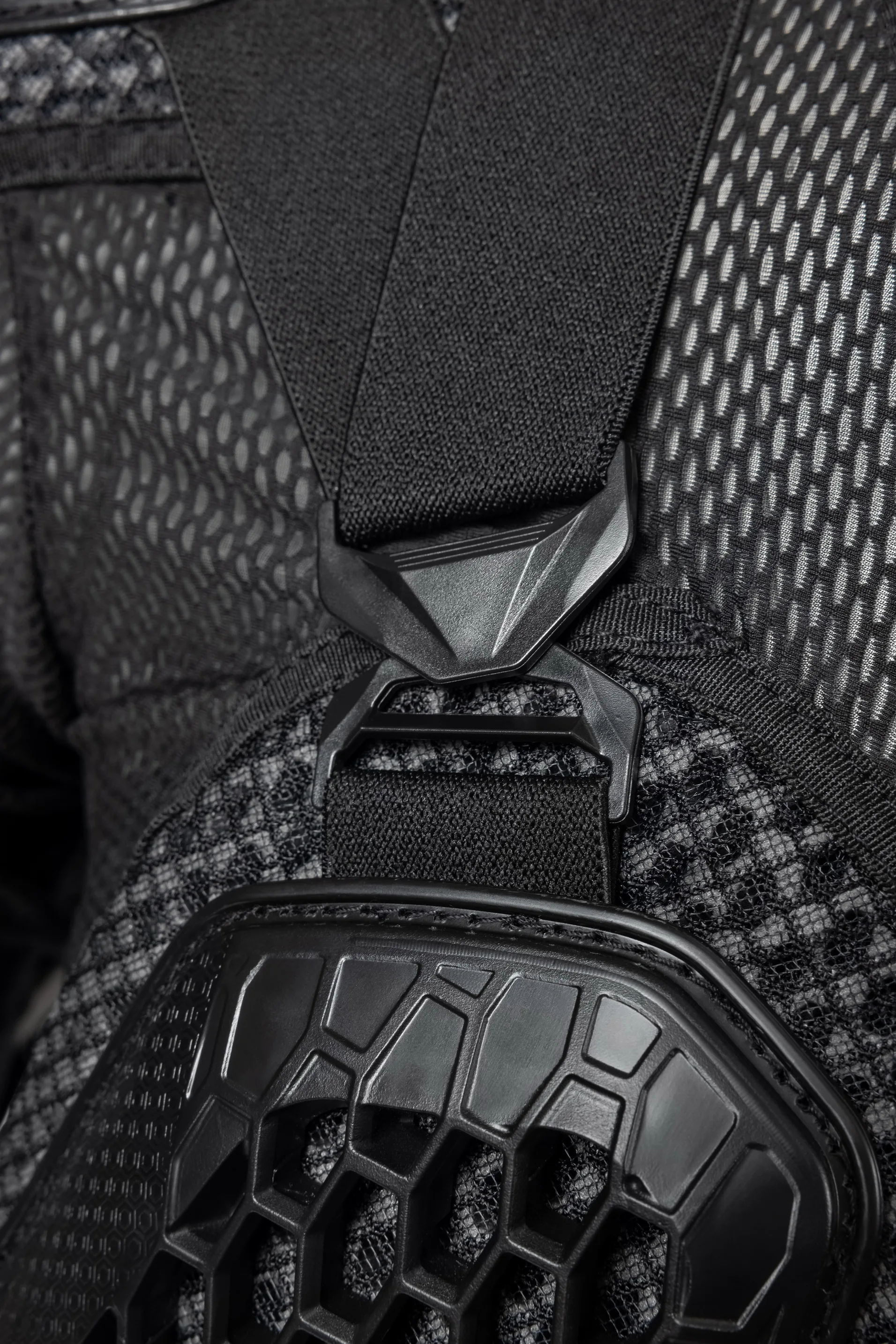 سترات دراجة نارية للرجال درع دراجة نارية قابل للتنفس ومقاوم للصدمات بدلة واقية مع حماية خلفية للدراجات النارية