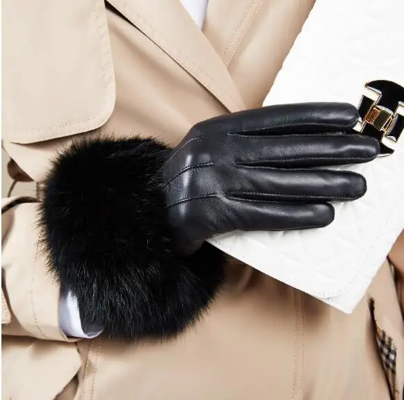 Leather gloves female winter  the cashmere touch screen leather gloves women\'s real rabbit fur rabbit hair mittens  HP513-02
