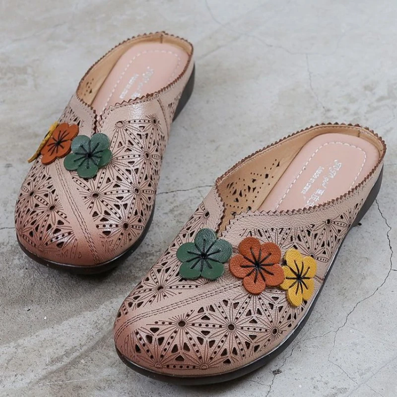 Female Flower Hollow Slippers Summer Breathable Soft Bottom Non-slip Shoes Ethnic Style Retro Round Toe Sandals Zapatos Mujer