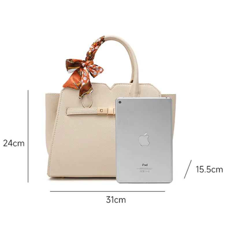 White New Bag 2024 New Atmosphere Bridal Ladies Middle-aged Bucket Bag Zipper Large Capacity Handbag Casual Crossbody