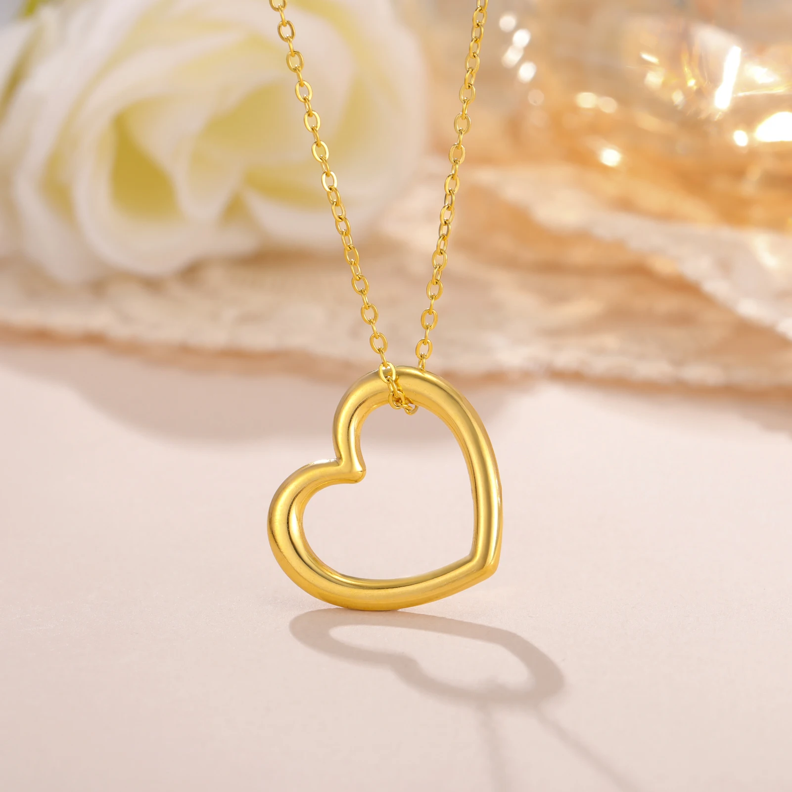 COOLTIME 패션 러브 하트 펜던트 목걸이, 스테인레스 스틸 할로우 러브 목걸이, 기념일 생일 선물